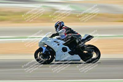 media/Sep-07-2025-TrackXperience (Sun) [[ee17e62fad]]/Level 2/Session 4 (Lower Chicane)/